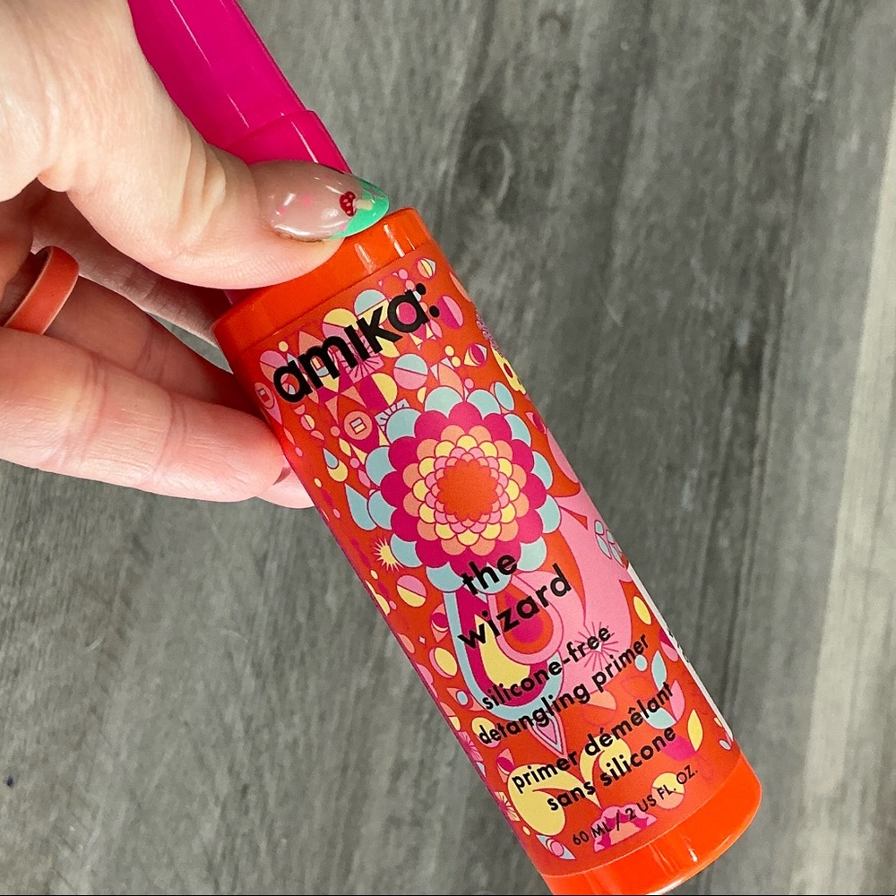 Amika The Wizard Silicone-Free Detangling Primer